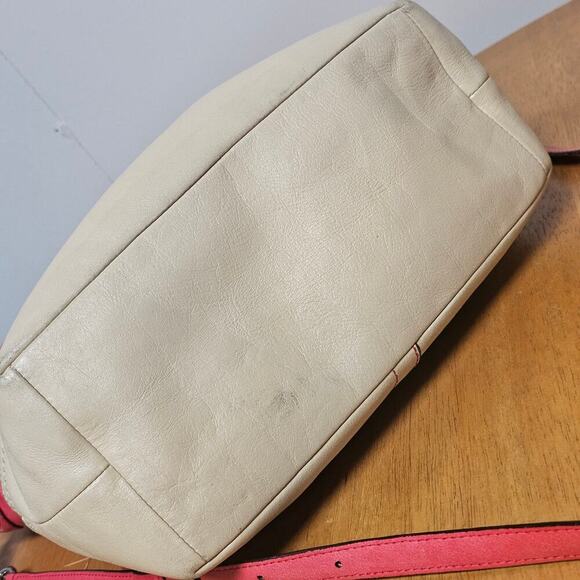 Coach Leather Coral-Red Sand Tan Hampton Weekender Hobo Bag Travel Vacation - Picture 3 of 10